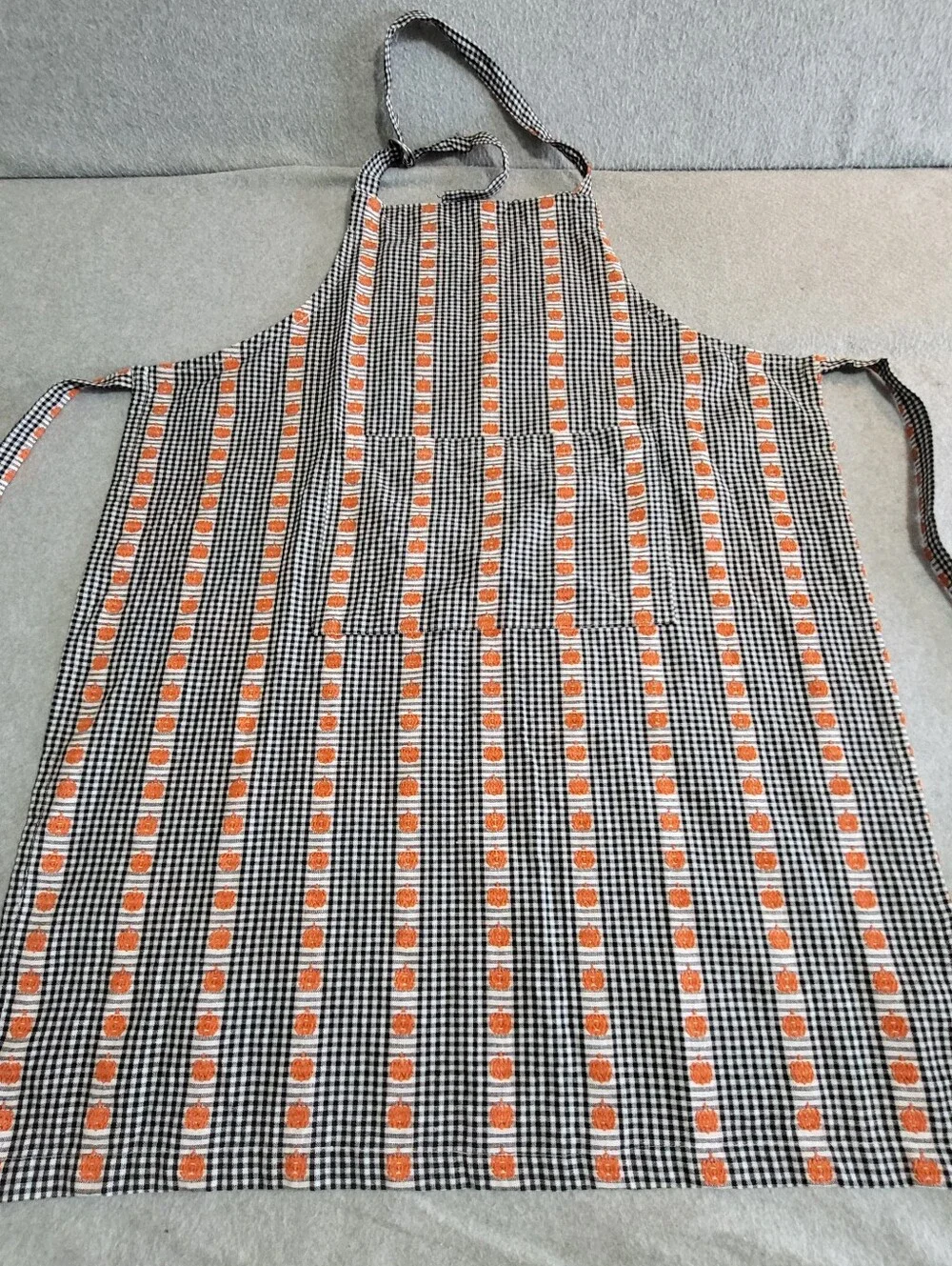 Shabby Chic Halloween Bib Apron Embroidered Pumpkins Black White Check Pocket